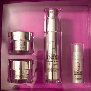 Clinique Anti Aging skin care kit